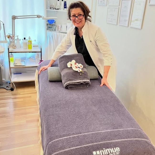 Professionell Led ansiktsbehandling klinik i Odenplan
